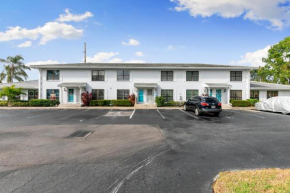 Centrally Located Monthly Condo